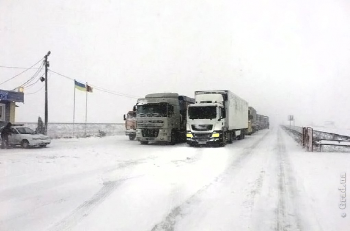 Возобновлено движение по трассе Киев — Одесса