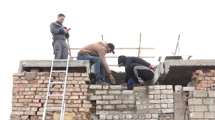 У Новогригорівці відновлюють зруйновану війною церкву