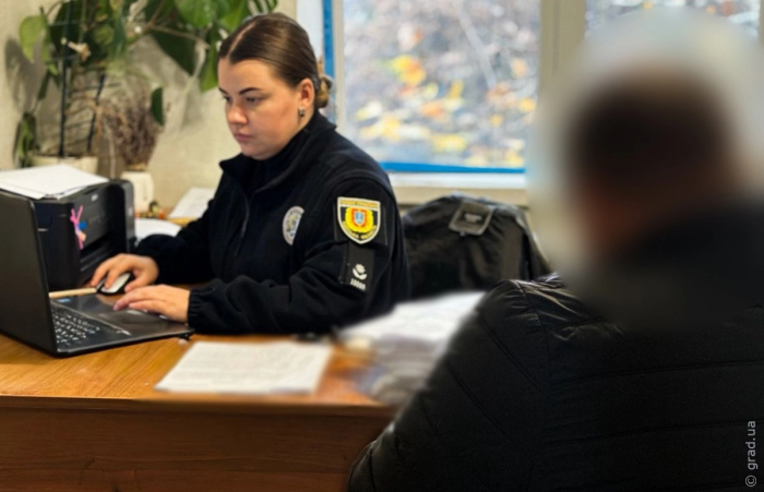 Одесский юрист обманул восьмерых военнослужащих