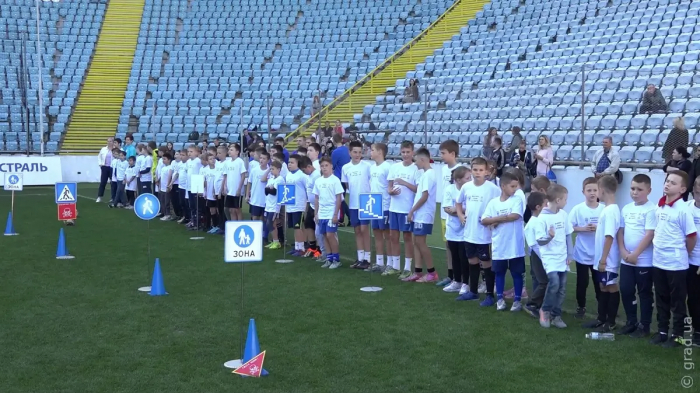 На стадіоні «Чорноморець» провели «Відкритий урок футболу» для дітей