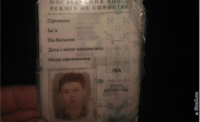 В Одессе водитель с поддельными правами «прокололся» на фаре
