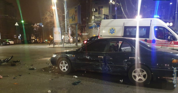 По вине пьяного водителя произошло ДТП в центре Одессы