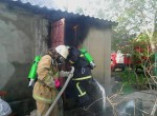 В Беляевке на пожаре пострадали три человека (фото)