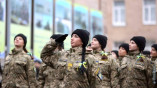 Украинские девушки смогут обучаться в военных лицеях