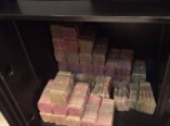 В офисах «Кадорр Групп» СБУ изъяло сотню фиктивных печатей и миллионы гривен (фото)
