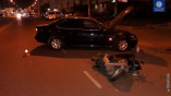 На поселке Котовского столкнулись легковой автомобиль и   мопед