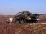 Под Подольском спасатели вытаскивали застрявший грузовик (фото)