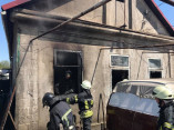 Пожар на Ленпоселке: горел жилой дом
