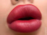 Перманентный макияж губ: искусство, на грани эстетики и технологии