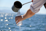 Как берутся пробы морской воды