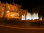 После модернизации заработал фонтан на Театральной площади (фото)