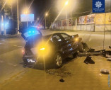 На Молдаванке BMW снес светофор