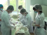 Школьный лагерь для будущих медиков работает в Черноморске (видео)