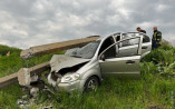 На Одещині п’яний молодик побив пенсіонера до втрати свідомості, викрав та розбив його авто