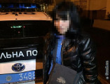 В Одессе женщина и мужчина попались на краже аккумуляторов