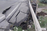 Негода на Одещині: пошкоджений міст та десятки знеструмлених сіл