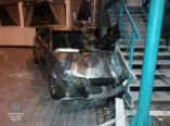 В Одессе водитель на иномарке протаранил здание торгового центра (фото)