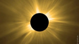 Солнечное затмение и «комету дьявола» сегодня могут наблюдать жители Земли