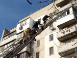 Пожар на Черемушках: угарным газом отравился хозяин квартиры