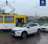 В Одессе автохам заблокировал движение трамваев