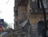 Обрушение в центре Одессы: дом на углу Канатной и Нахимова