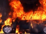 На Фонтане огонь уничтожил два автомобиля