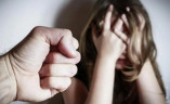 Побив на очах у дитини: одеські правоохоронці відкрили провадження про домашнє насильство
