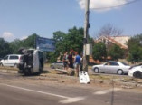 В разрушительном ДТП в Крыжановке пострадал водитель микроавтобуса (подробности)