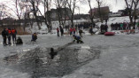 Под Одессой спасли рыбаков, провалившихся под лёд
