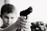 На Одещині 10-річний хлопчик з пневматичного пістолета травмував дитину