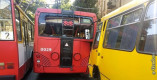 В центре Одессы столкнулись маршрутка и троллейбус
