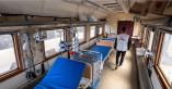 Евакуаційні медпоїзди вивозять поранених із гарячих точок України