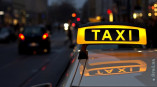 Попросил телефон и сбежал: одессит украл гаджет у водителя такси