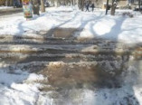Вниманию одесских водителей: залит водой участок на проспекте Шевченко (фото)