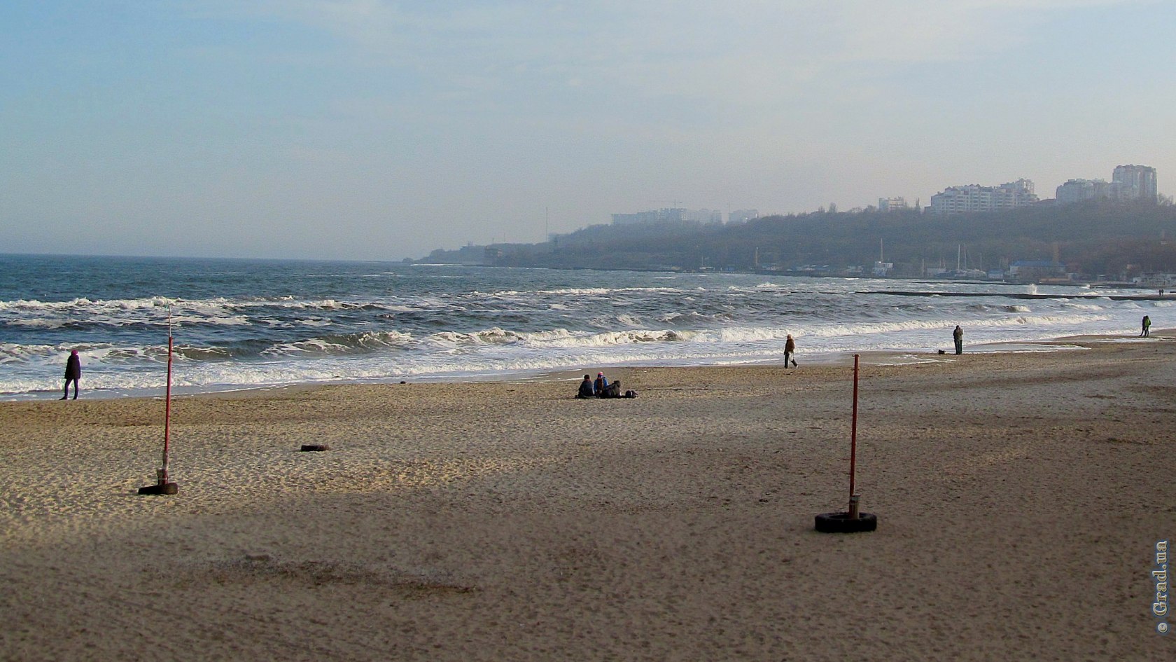 Погода одесская обл. Ветренный пляж. Обстановка в Одессе на сегодняшний день на море. У моря нет плохой погоды. Море в Одессе сегодня последние новости.