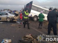 В Одесской области столкнулись легковой автомобиль и маршрутка