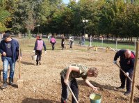 Одесситы благоустроили площадку на Крымском бульваре – фото 17