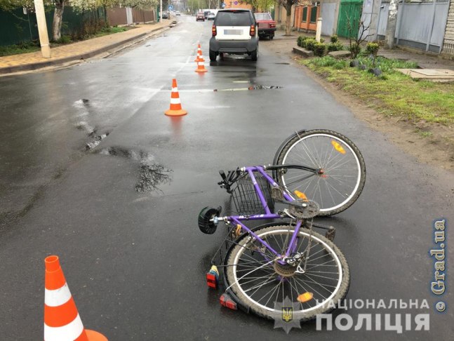 60-летняя велосипедистка сломала ребра при столкновении с легковушкой