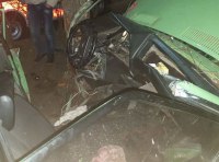 Форд разлетелся при ударе в дерево: ночное ДТП в Измаиле