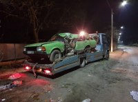 Форд разлетелся при ударе в дерево: ночное ДТП в Измаиле