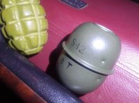 Гранвты, штык-нож, кастет и огнестрел: ночью задержали двух вооруженных водителей