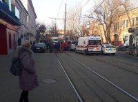 ДТП на Пересыпи: автомобиль врезался в столб фото 1