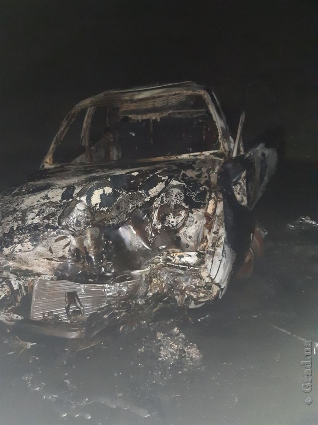 В результате ДТП в Измаильском районе загорелся автомобиль