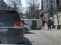 ДТП центре Одессы: на Большой Арнаутской перевернулся джип