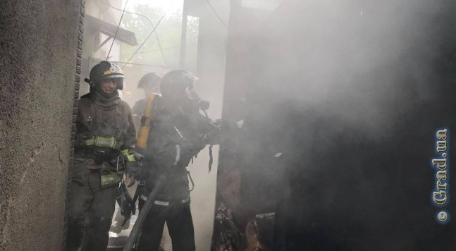 В частном доме на Черемушках горела кухня фото 3