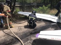 В Одессе упал самолет ФОТО-3