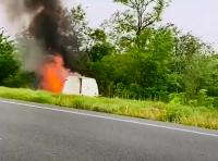 На автодороге Одесса – Рени горел микроавтобус фото 1
