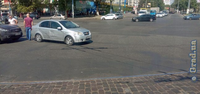 ДТП на площади Толбухина