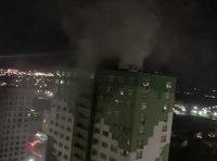 На поселке Котовского горит высотка