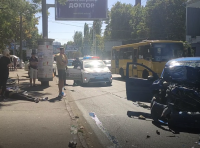 В Одессе столкнулись маршрутное такси и Chevrolet фото 4